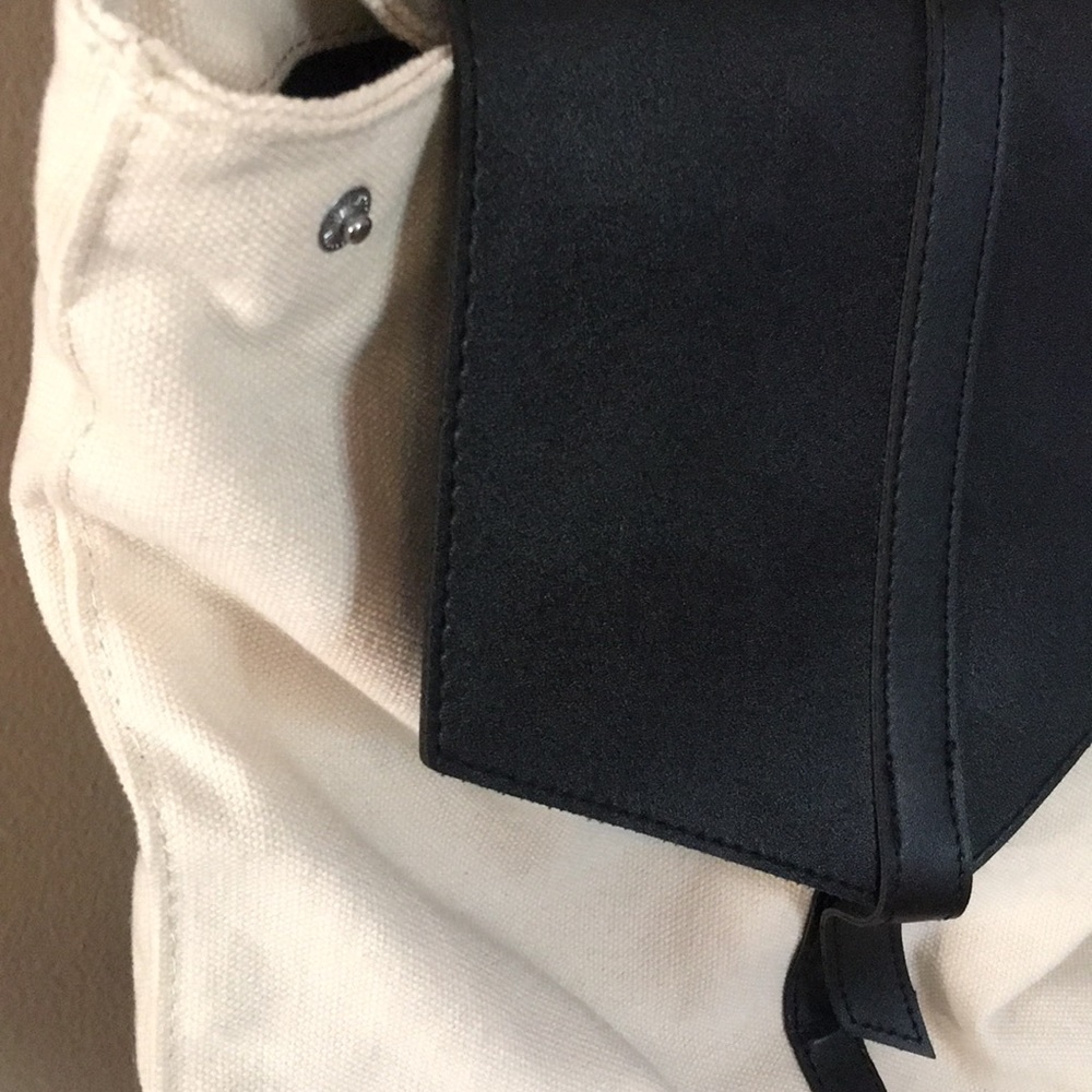 Backpack - Picture 2 of 3